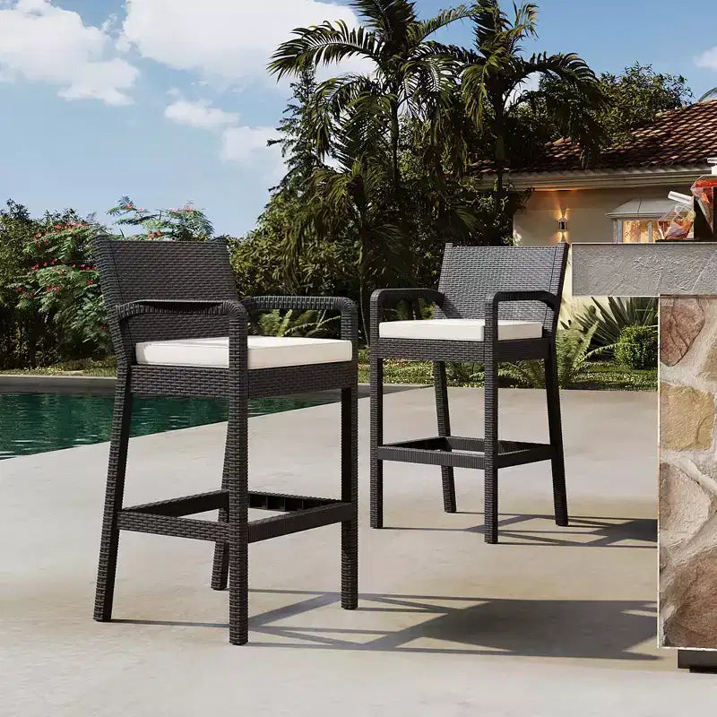 Set of 2 Outdoor Wicker Bar Stools,30 Bar Height Patio Barstools with Cushions,All-Weather Rattan Bar Chairs with Footrest for Backyard,Pool,Balcony