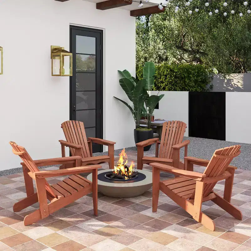 Sedia da giardino Costway 4 pz in legno massello con schienale alto, braccioli larghi e seduta sagomata