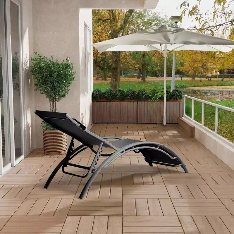 Set di 2 moderne chaise longue da patio in alluminio, sedie reclinabili da esterno per tutte le stagioni con braccioli, ideali per spiaggia, piscina, prendere il sole e prato