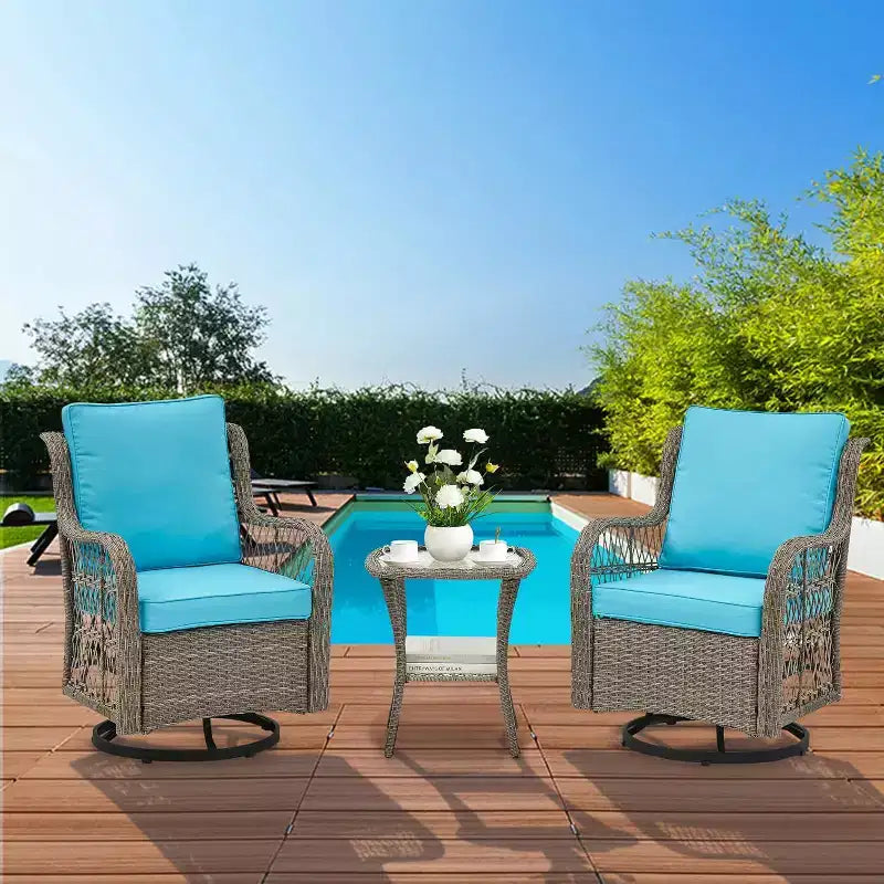 Set di 3 poltrone a dondolo girevoli per patio, girevoli a 360° con tavolino in vetro e comodi cuscini, mobili da esterno in vimini PE per terrazza, portico e piscina