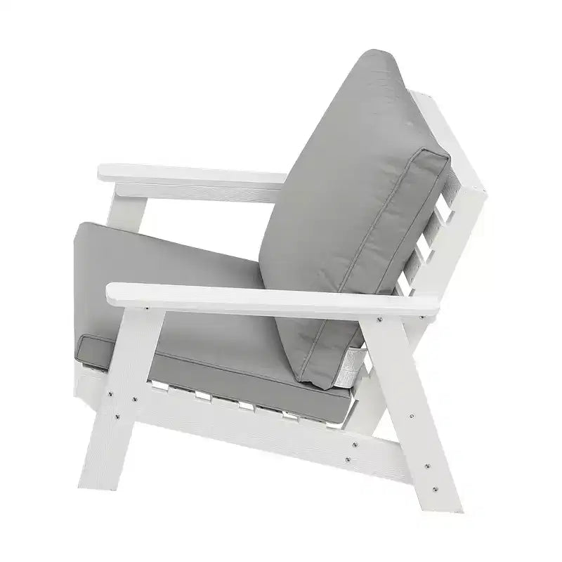 GDFStudio Bayside Poltrona da esterno in HDPE con cuscini e finitura effetto legno