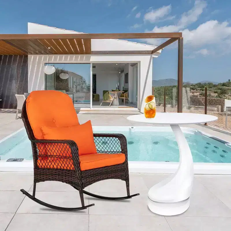 Karl Home | Sedia a dondolo da esterno Ashawnti in vimini