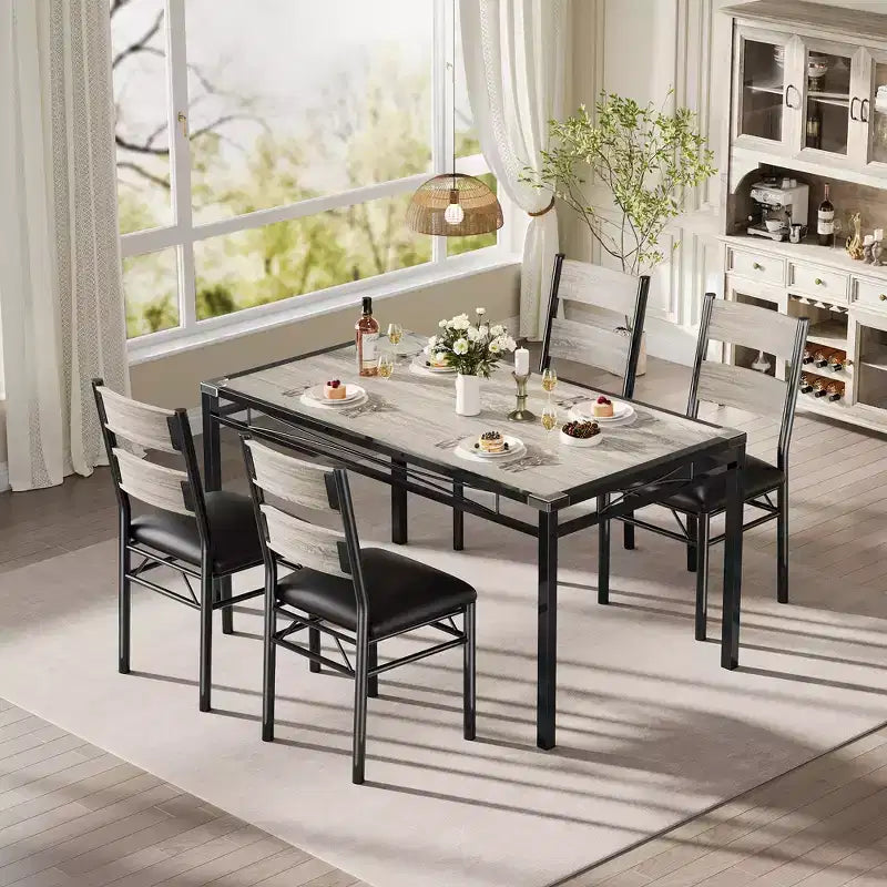 Set Tavolo da Pranzo 4 Sedie Imbottite, Robusta Struttura in Legno, Protezioni Angolari, Perfetto per Appartamento o Sala da Pranzo Piccola