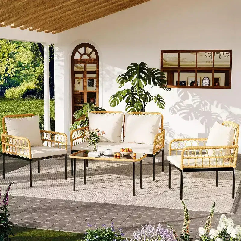 Set da esterno in 4 pezzi stile Boho - Divanetto in rattan sintetico per tutte le stagioni, Robusta struttura in metallo, Tavolino in vetro e Cuscini spessi