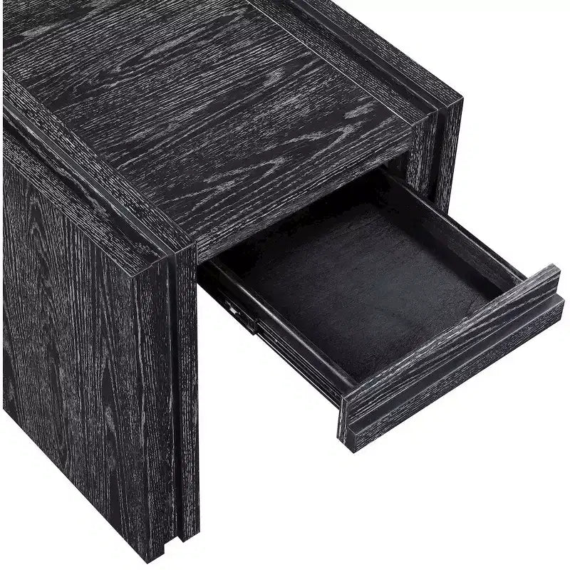 Tavolino finale Meridian Furniture Stanton