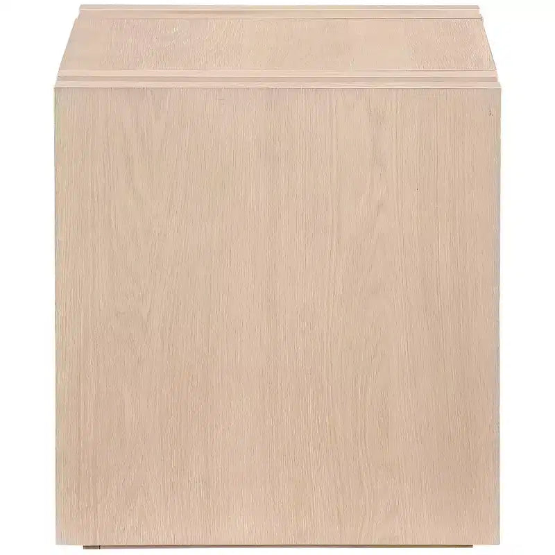 Tavolino finale Meridian Furniture Stanton