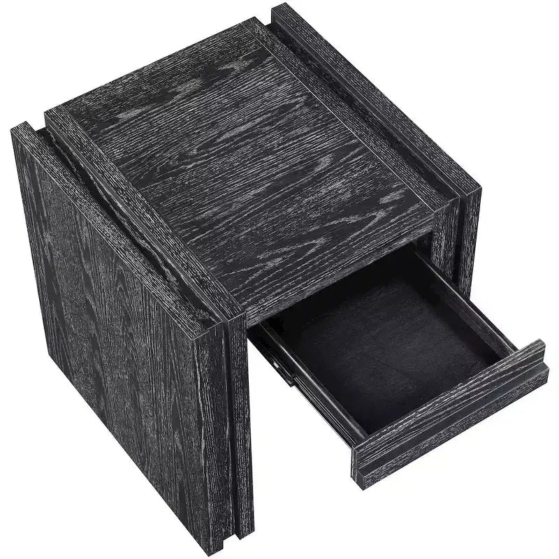 Tavolino finale Meridian Furniture Stanton