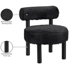 Sedia Ambre in tessuto vegano effetto montone di Meridian Furniture