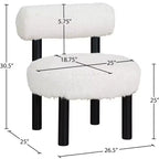 Sedia Ambre in tessuto vegano effetto montone di Meridian Furniture