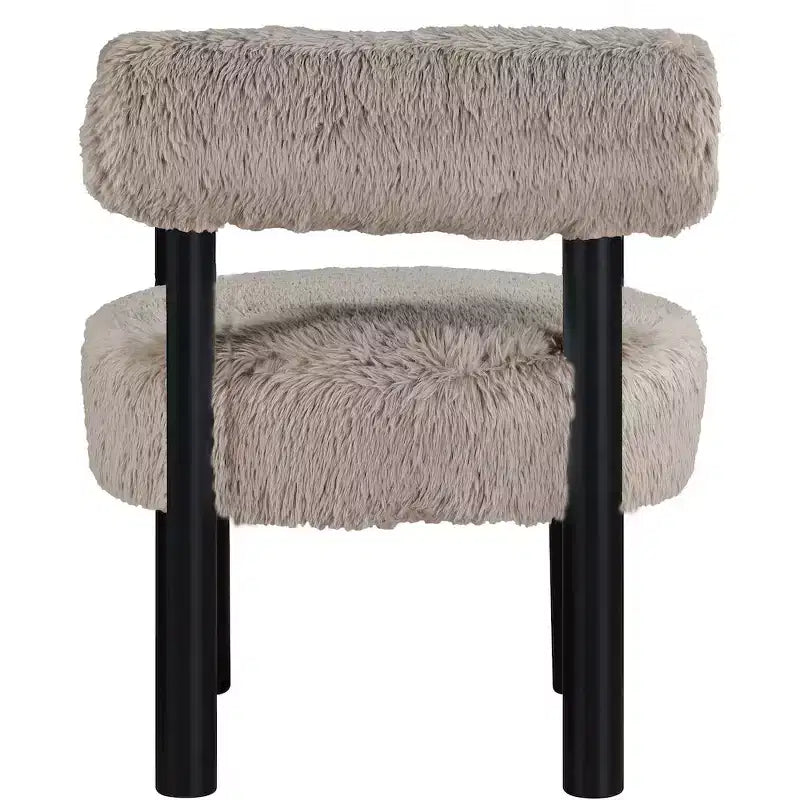 Sedia Ambre in tessuto vegano effetto montone di Meridian Furniture