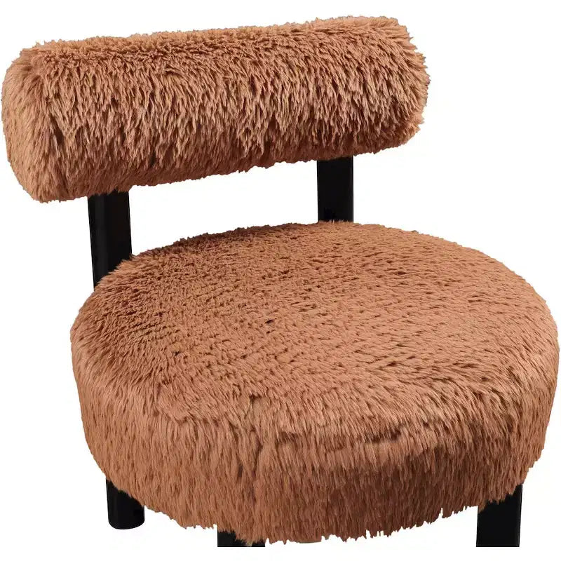 Sedia Ambre in tessuto vegano effetto montone di Meridian Furniture