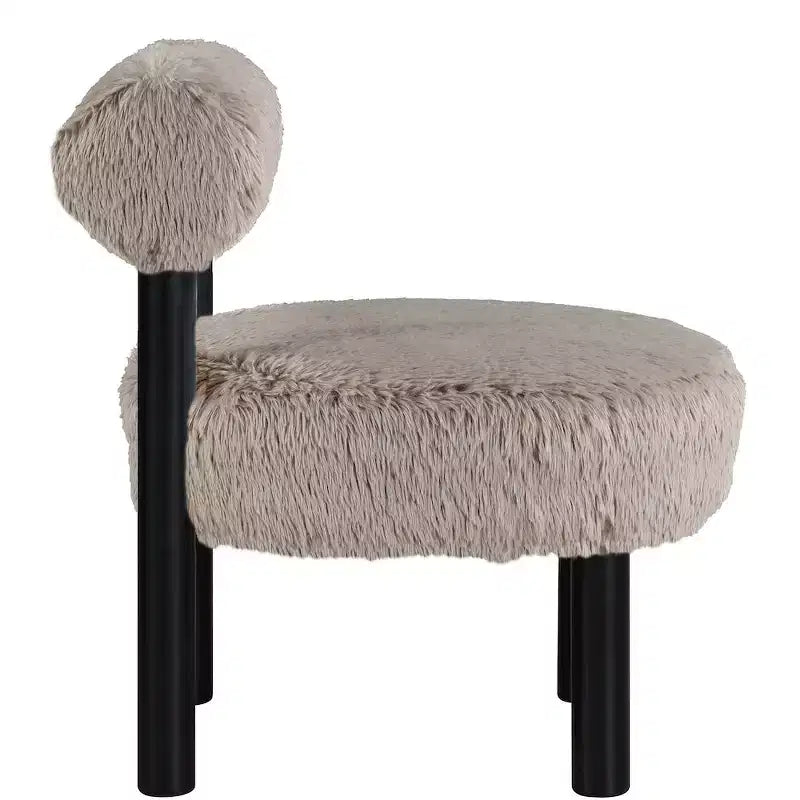 Sedia Ambre in tessuto vegano effetto montone di Meridian Furniture
