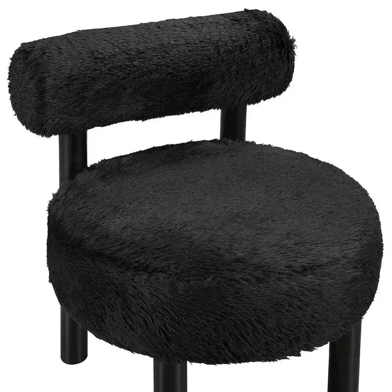 Sedia Ambre in tessuto vegano effetto montone di Meridian Furniture