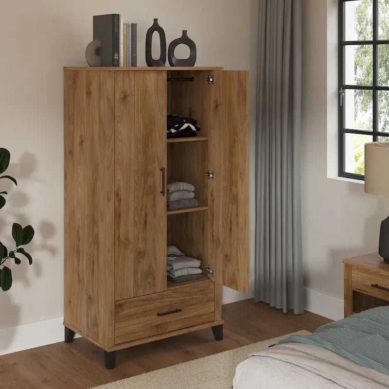 Guardaroba grande Somerset di Bush Furniture