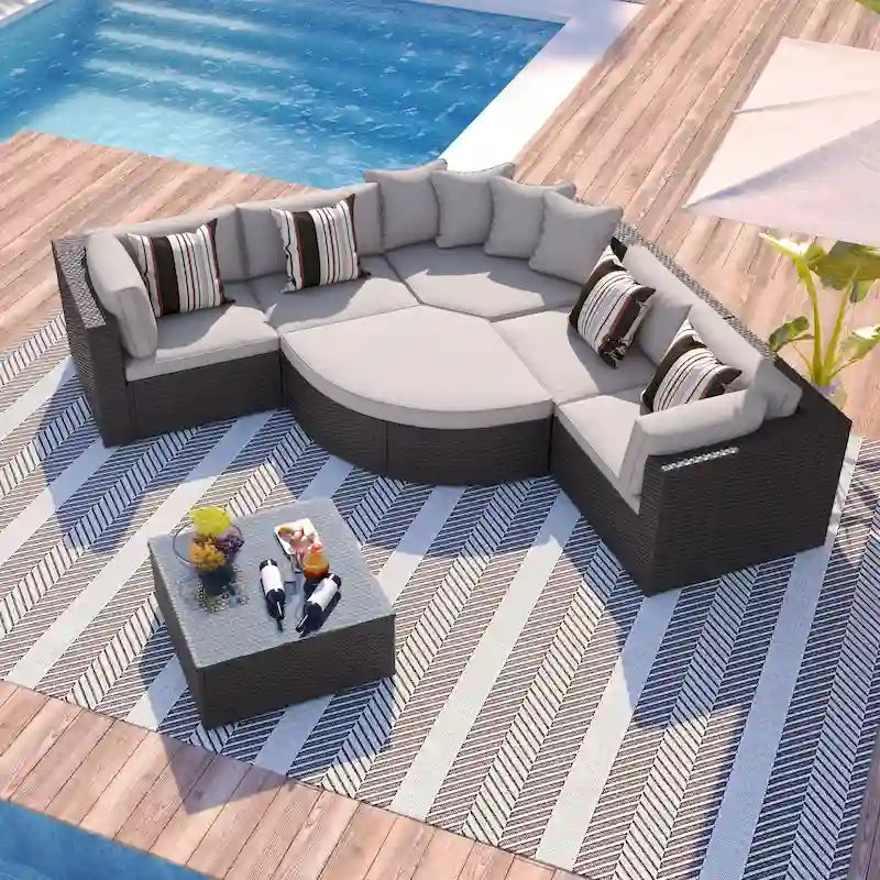 Moderno Set Divano da Esterno in Vimini a 7 Pezzi con Tavolino da Caffè, Cuscini e Cuscini a Strisce, Adatto per Patio, Giardino, Terrazza