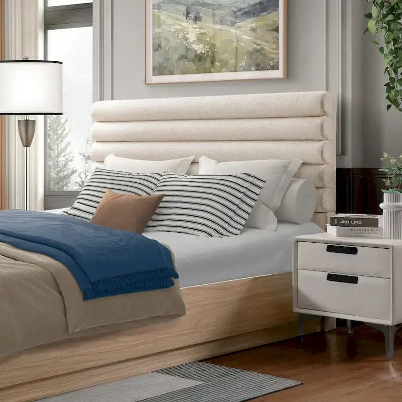 Struttura letto a piattaforma queen Christopher Knight Home con testiera imbottita