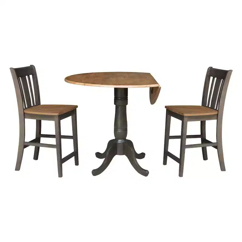 Tavolo da pranzo da 106,7 cm rotondo con 2 ante a ribalta, altezza bancone, 3 pz con 2 sgabelli con schienale a doghe, noce americano/carbone lavato - International Concepts