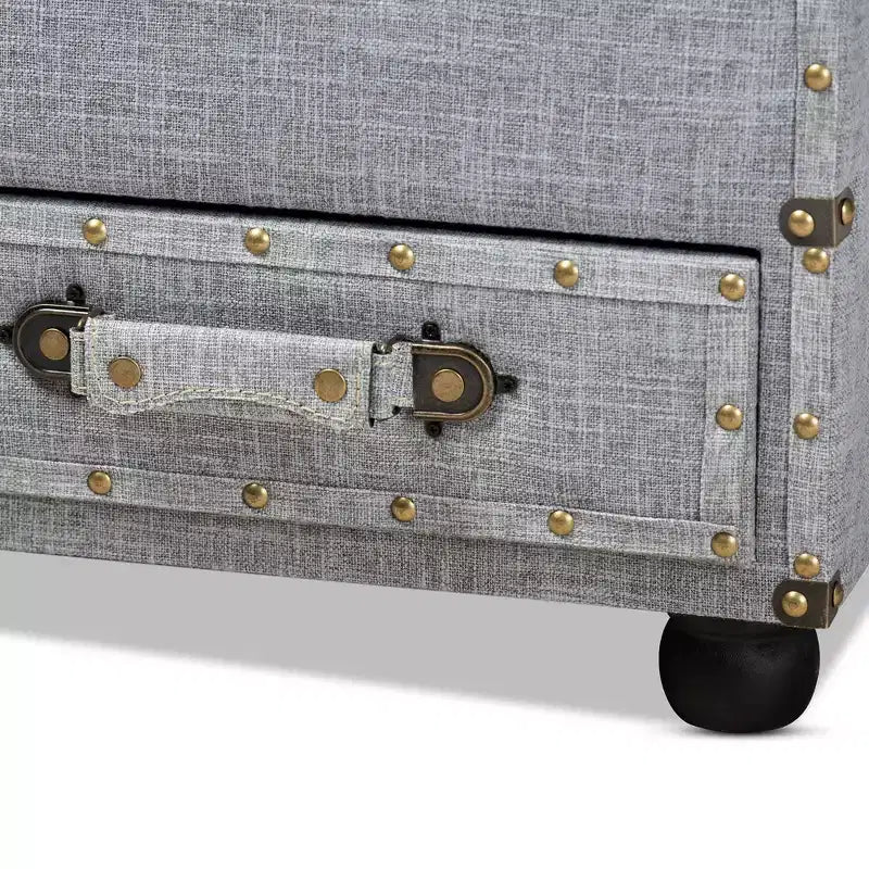 Flynn Baule Ottomana con 2 Cassetti in Tessuto Grigio/Nero - Baxton Studio
