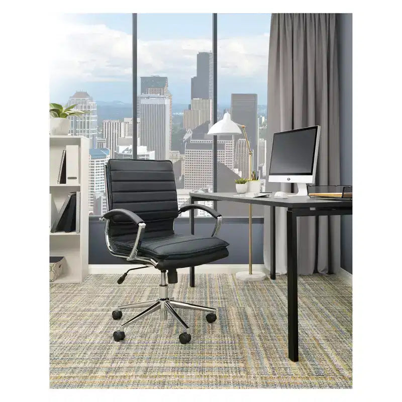 Sedia da ufficio manageriale a schienale medio in similpelle con blocco dell'inclinazione, supporto lombare - OSP Home Furnishings