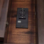 Scrivania Garret da 60" marrone anticato - WyndenHall: acacia massiccia, presa USB, vano con ripiani