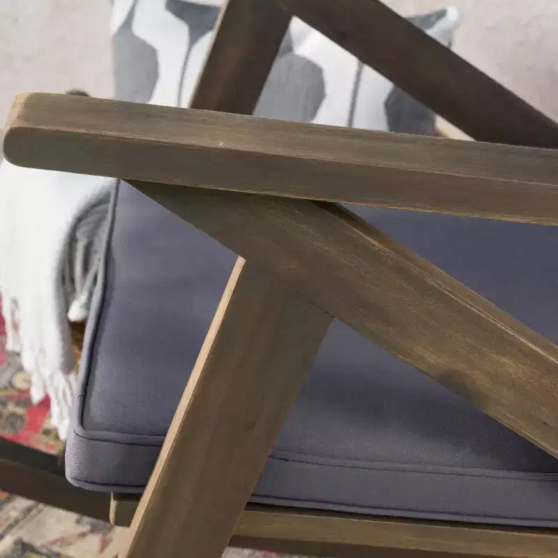 Sedia a dondolo da patio in legno di acacia Gus - Christopher Knight Home