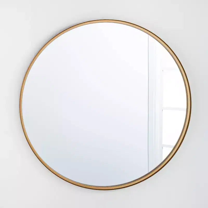 Specchio decorativo rotondo da parete da 34 pollici - Threshold designed with Studio McGee