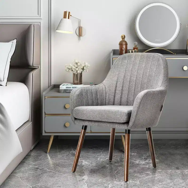 Costway Set di 4 Sedie da Pranzo Imbottite con Braccioli e Gambe in Legno Beige/Grigio