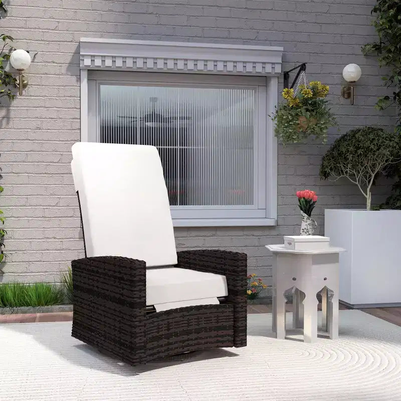 Poltrona reclinabile Outsunny Patio in rattan PE con girevole a 360°, cuscino morbido, sedia a sdraio per patio, giardino, cortile