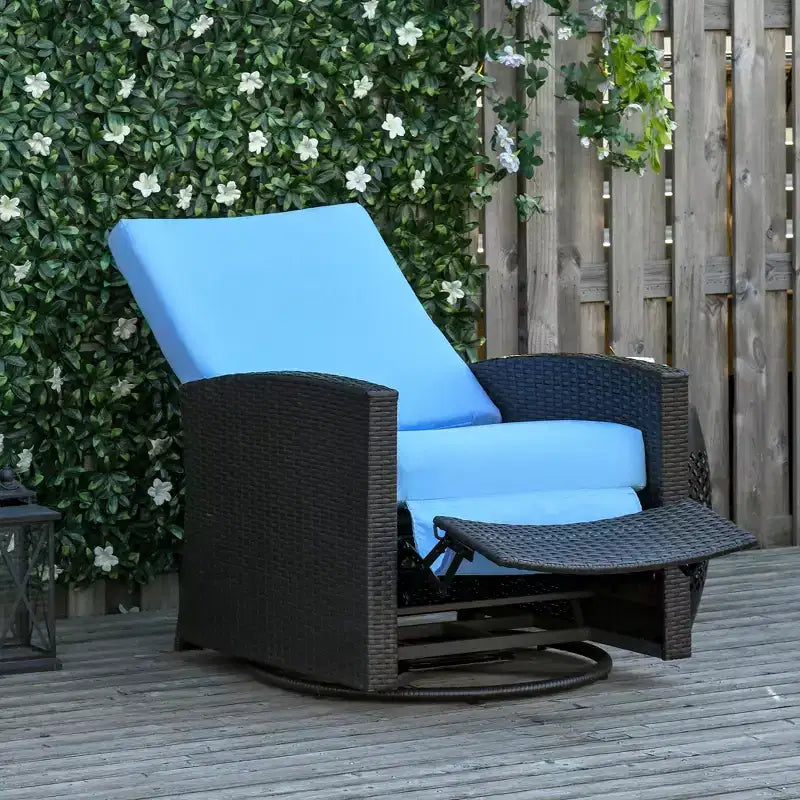 Poltrona reclinabile Outsunny Patio in rattan PE con girevole a 360°, cuscino morbido, sedia a sdraio per patio, giardino, cortile