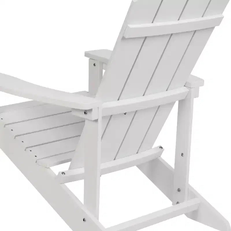 Sedia Adirondack in poliresina effetto legno per tutte le stagioni Merrick Lane, colore bianco