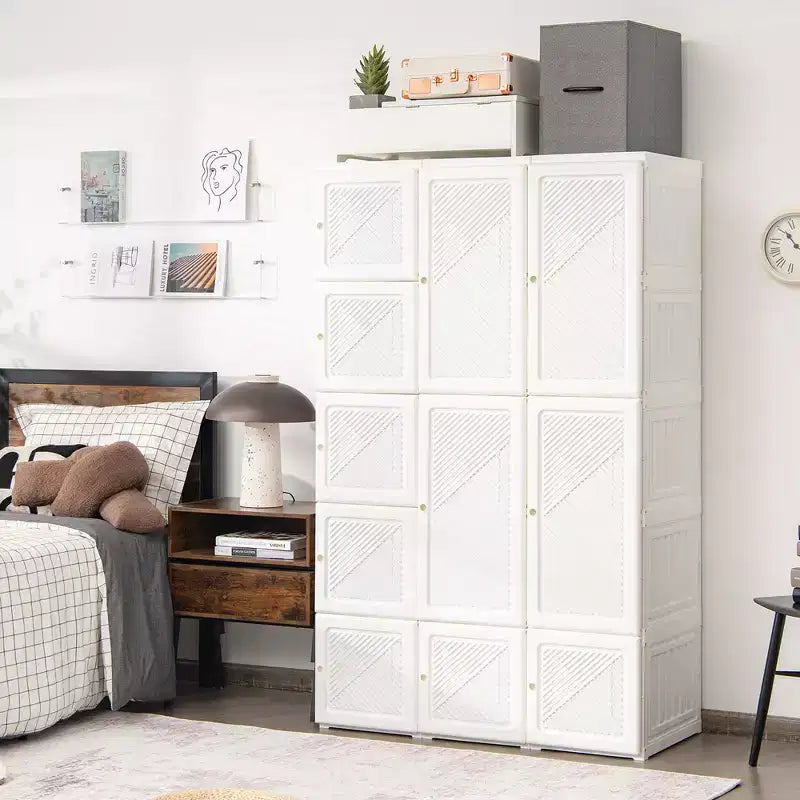 Armadio portatile Costway, armadio moderno pieghevole con 10 scomparti e aste appendiabiti