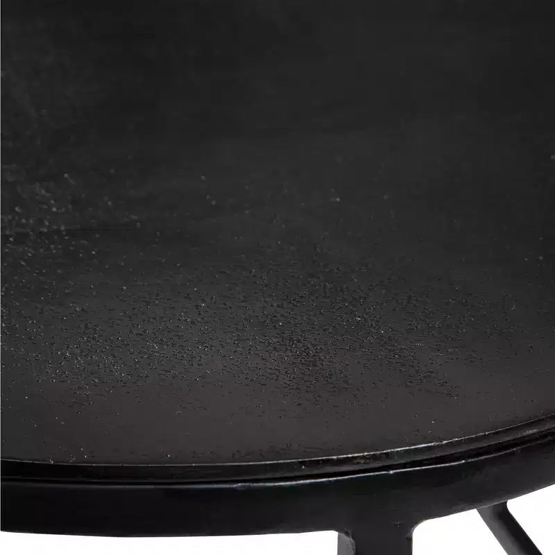 Tavolino da caffè ovale Uttermost Modern Industrial Aged Black Iron Aluminum, 48 x 24, con ripiano placcato anticato per soggiorno e camera da letto