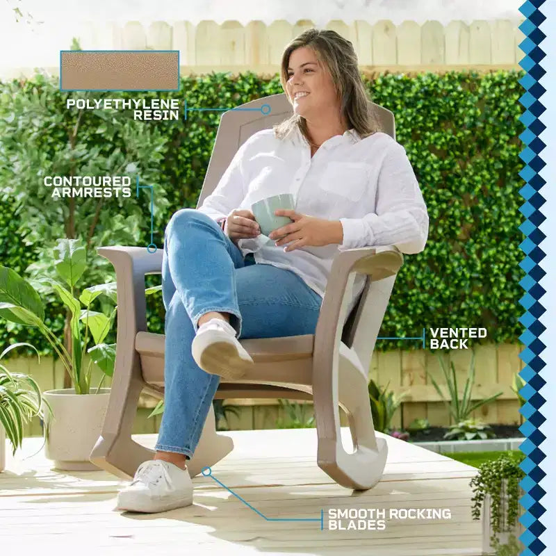 Sedia a dondolo da esterno durevole Semco Plastics SEMTPE in resina plastica riciclata extra large per patio