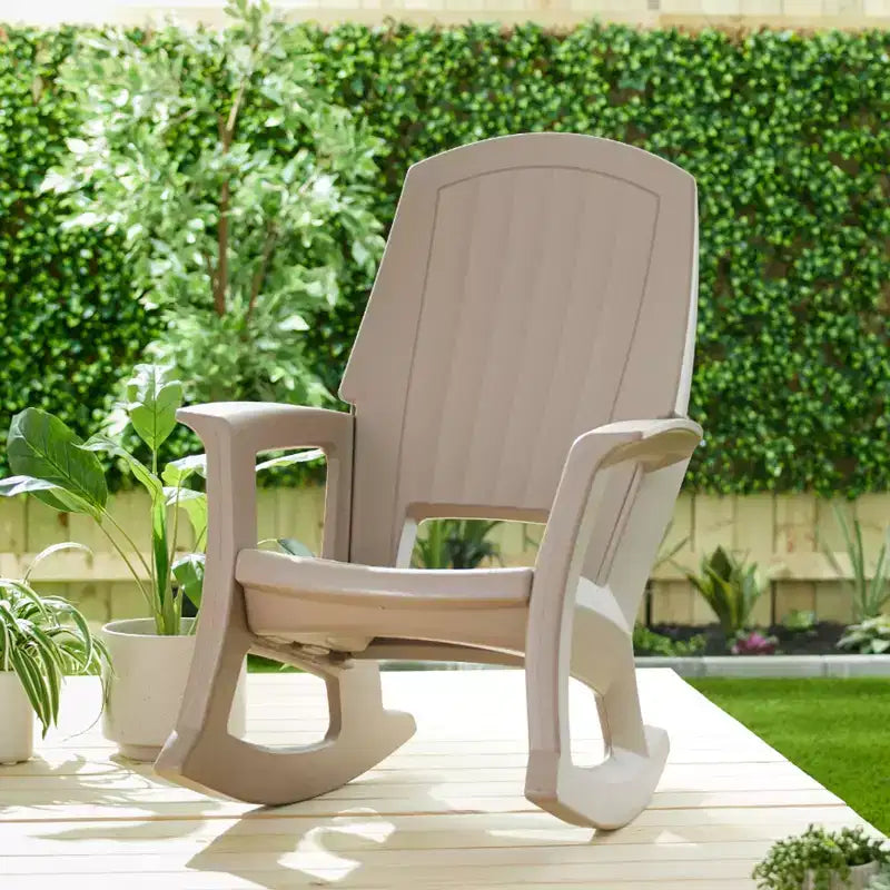 Sedia a dondolo da esterno durevole Semco Plastics SEMTPE in resina plastica riciclata extra large per patio