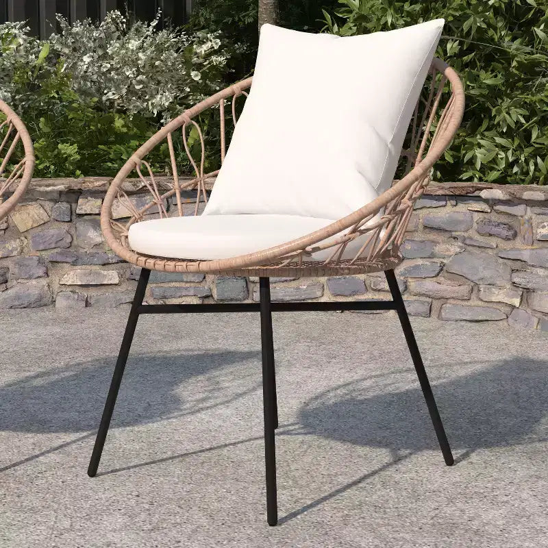 Set di 2 sedie da patio Merrick Lane in finto rattan intrecciato, stile Papasan, per interni ed esterni, con cuscini per seduta e schienale