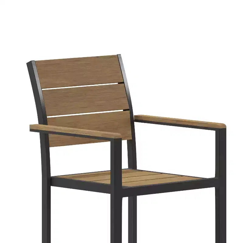 Sedia Laterale Impilabile da Esterno Emma e Oliver con Seduta, Schienale e Braccioli a Doghe in Poly Teak Sintetico e Struttura in Metallo