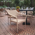 Flash Furniture Jace, sedia impilabile per patio di grado commerciale, sedia da pranzo per patio in vimini PE per tutte le stagioni