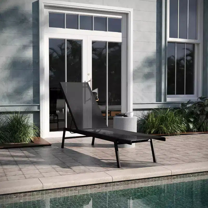 Chaise longue da giardino regolabile in 5 posizioni Emma e Oliver Textilene e struttura in metallo