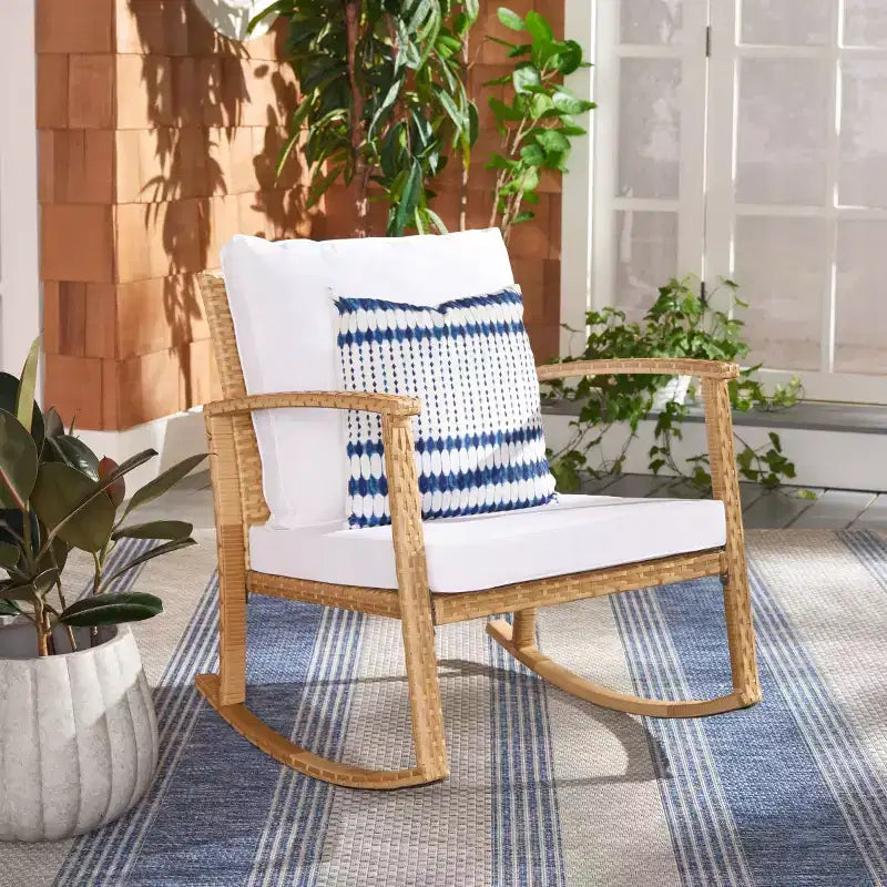 Daire Rocking Chair Indoor/Outdoor - PAT7721 - Safavieh