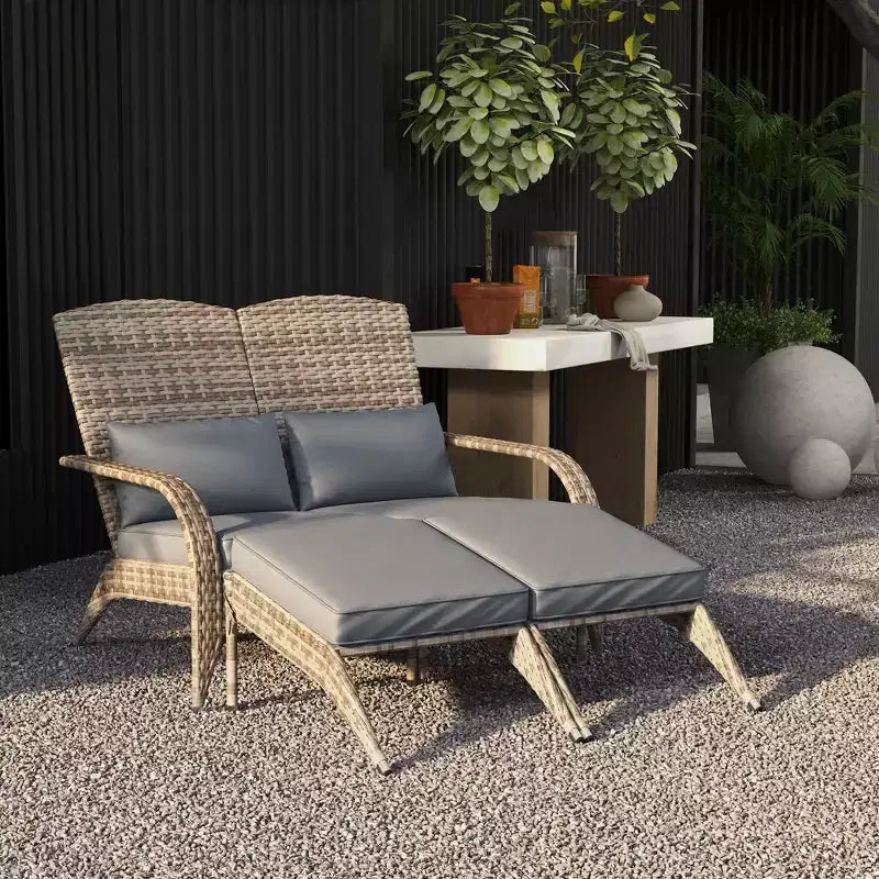 Sedia Adirondack Outsunny in Vimini per 2 persone con Cuscini e Poggiapiedi, Sedia con Schienale Alto e Braccioli Ampi in Rattan PE per Braciere