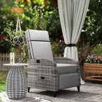 Outsunny Sedia Reclinabile da Esterno con Cuscini, Sdraio Reclinabile da Giardino in Rattan PE con Poggiapiedi Regolabile, Braccioli, Tavolino Laterale