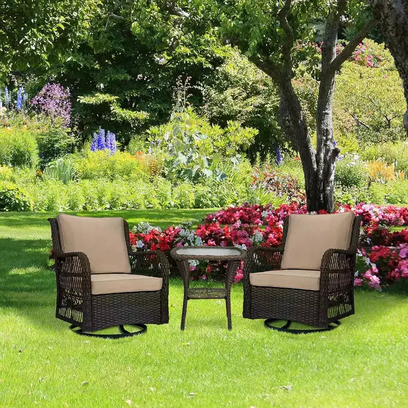 WhizMax Set da Patio Girevole a Dondolo in Vimini da Esterno 3 Pezzi, Set da Patio in Vimini con Sedie a Dondolo Girevoli a 360° con Cuscini e Tavolino Laterale con Piano in Vetro Rinforzato