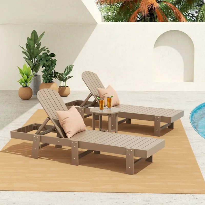 Polytrends Altura - Set di 3 chaise longue reclinabili da esterno ecologiche, resistenti alle intemperie, senza braccioli, con tavolino laterale