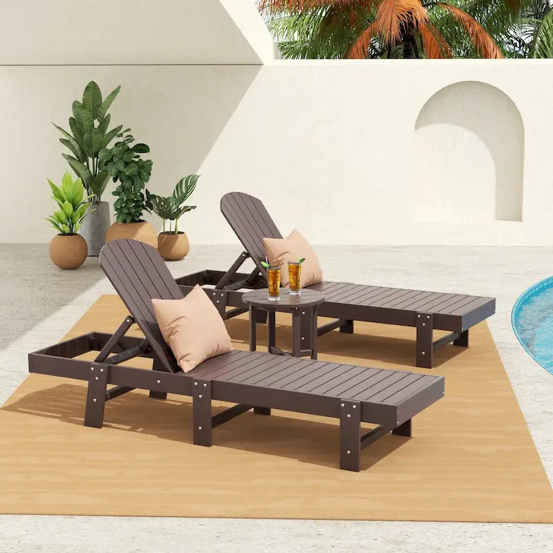 Polytrends Altura - Set di 3 chaise longue reclinabili da esterno ecologiche, resistenti alle intemperie, senza braccioli, con tavolino laterale