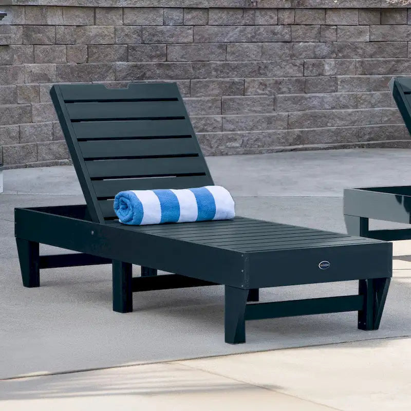 Highwood Professional Commercial Grade Pinehurst Chaise Lounge