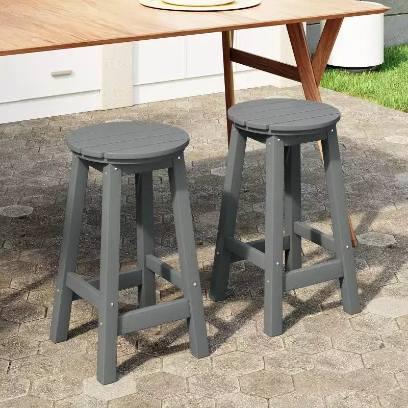 WestinTrends Malibu 24 Sgabello da bancone rotondo senza schienale in HDPE per esterni (Set da 2)