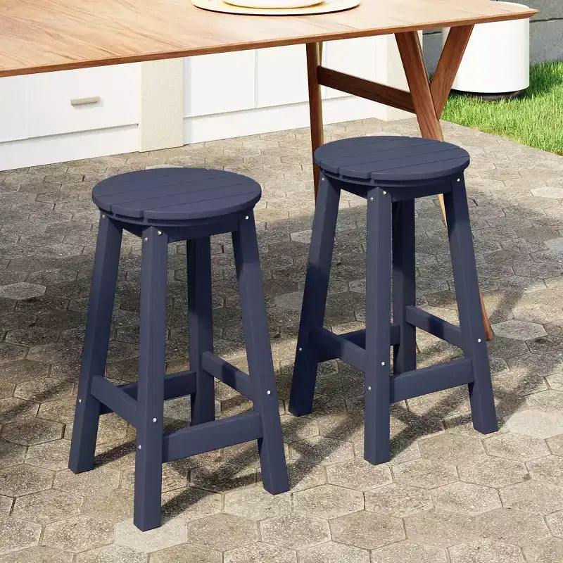 WestinTrends Malibu 24 Sgabello da bancone rotondo senza schienale in HDPE per esterni (Set da 2)