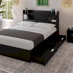 Letto a piattaforma Hunter con testiera e comodino a 1 cassetto
