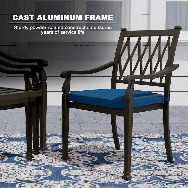 4 - Person Round Outdoor Dining Set with Cushions